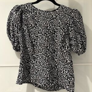 Dynamite Black and White Patterned Blouse